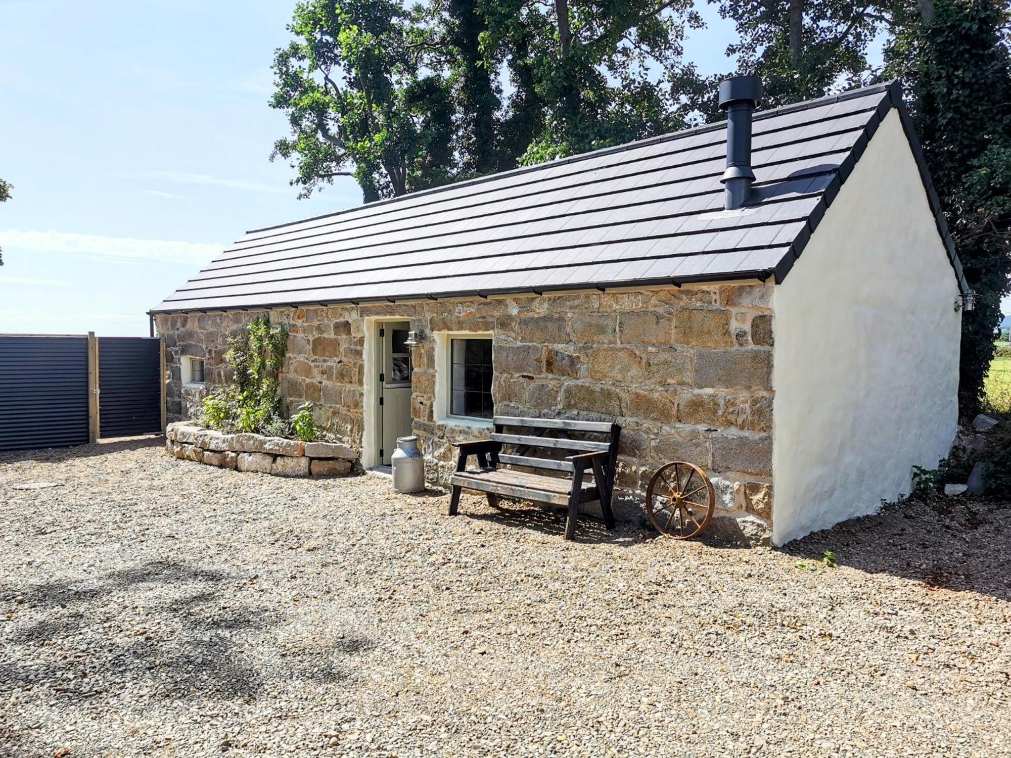 Cosy Couples Retreat At The Coop With Hot Tub Villa Kilkeel Kültér fotó
